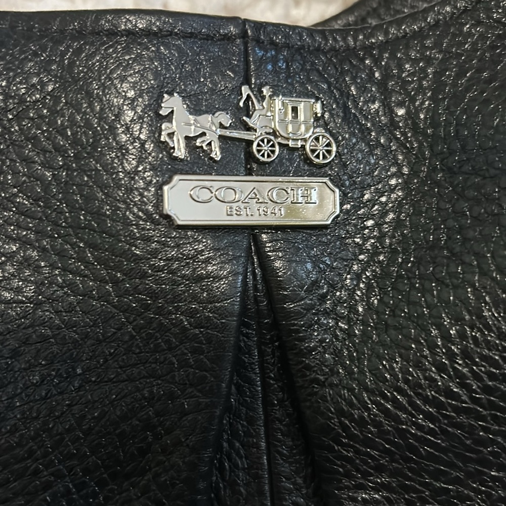 Coach purse - Picture 2 of 7